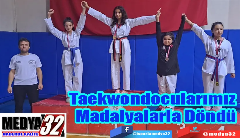 Taekwondocularımız   Madalyalarla Döndü