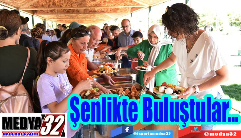 Muhasebeci Ve Mali Müşavirler Eğirdir’de;  Şenlikte Buluştu