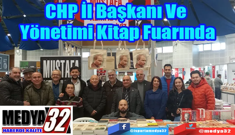  CHP İl Başkanı Ve  Yönetimi Kitap Fuarında