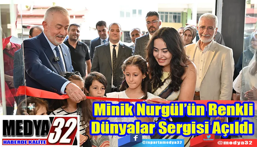 Minik Nurgül’ün Renkli Dünyalar Sergisi Açıldı 