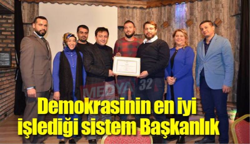 Demokrasinin en iyi işlediği sistem Başkanlık