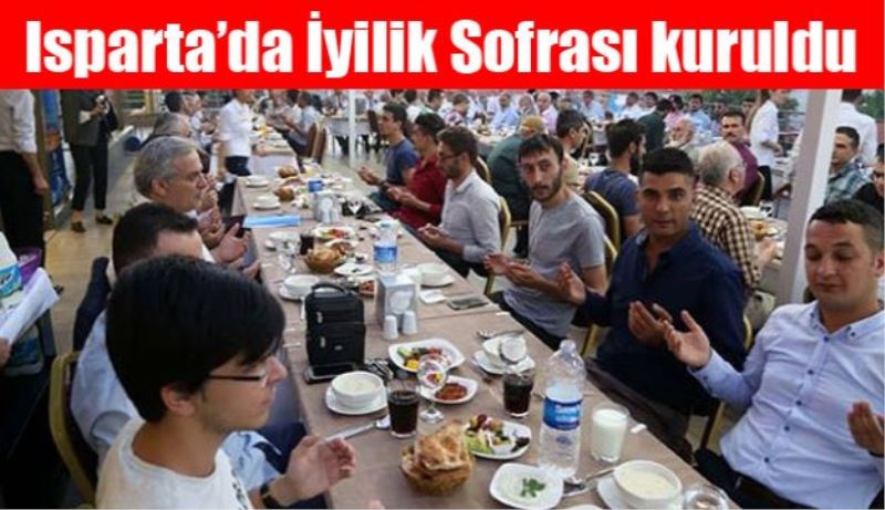 Isparta’da İyilik Sofrası kuruldu