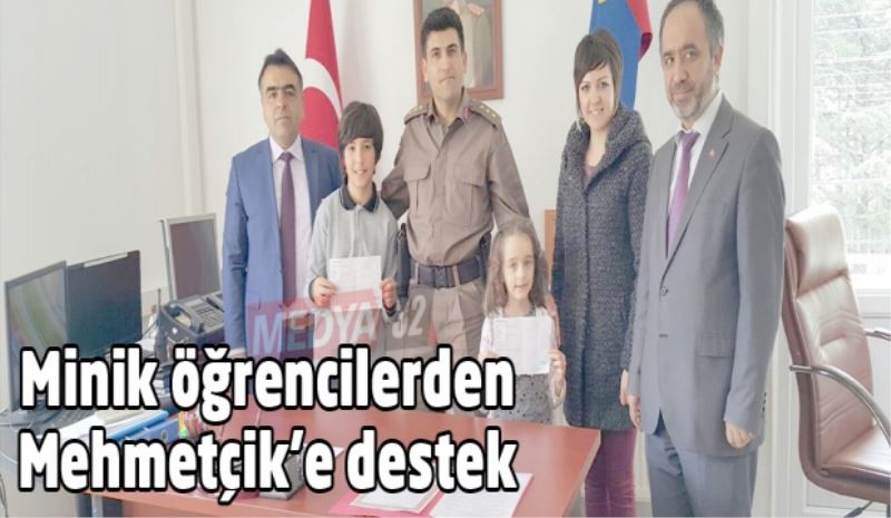 Minik öğrencilerden Mehmetçik’e destek 